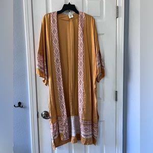 Matilda Jane Kimono Good Hart collection Gold M/L new condition